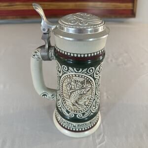AVON BEER STEIN 1978 “THE STRIKE RAINBOW TROUT AT POINT ENGLISH SETTER” 9in TALL